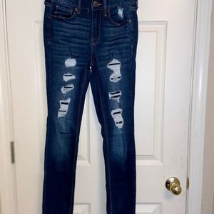 Mudd Ripped Skinny Jeans!